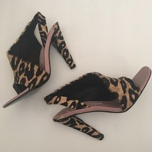 Diane von Furstenburg leopard Heels